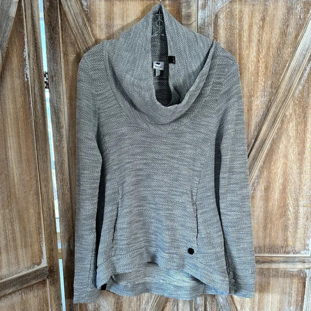 Bench Inject Overhead Sweater - Picture 2 of 7
